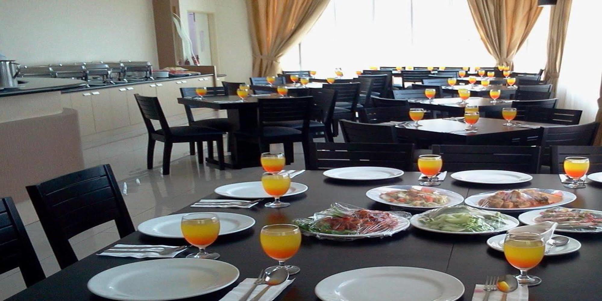 Sutera Hotel Seremban Buitenkant foto