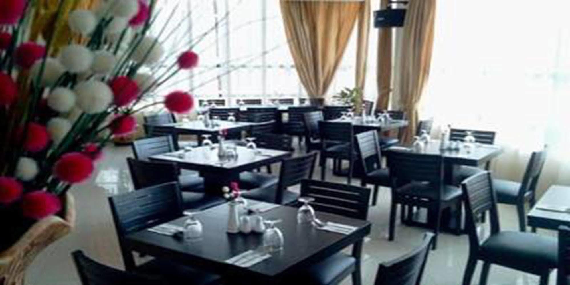 Sutera Hotel Seremban Buitenkant foto